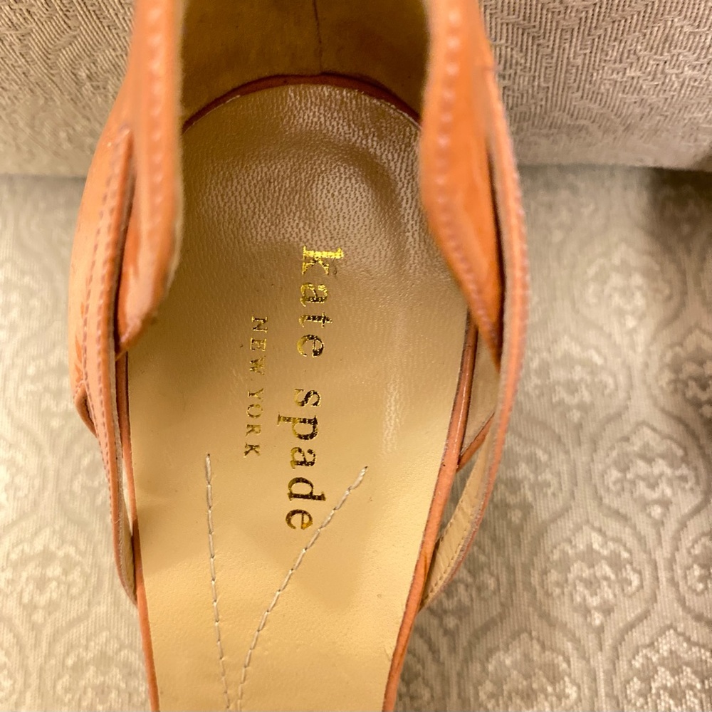 Kate Spade Coral D’Orsay Patent Leather Heels. - Picture 6 of 12